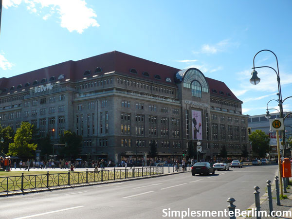 Avenida Kudamm em Berlim Avenida Kudamm em Berlim