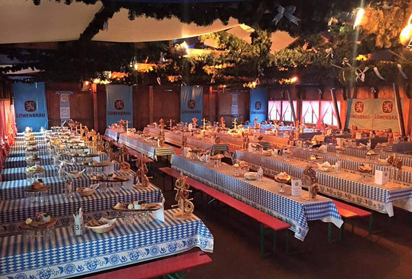 Oktoberfest em Berlim: Spreewiesn Postbahnhof