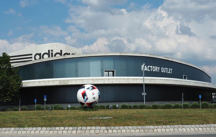 AHistoriaDasMarcasAdidasEPuma_AdidasEmHerzogenaurach