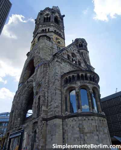 As Marcas da Segunda Guerra Mundial em Berlim - Ruínas da Igreja da Memória