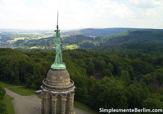 Floresta de Teutoburgo - Monumento de Hermann