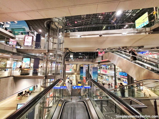 Hauptbahnhof - Estação Central de Berlim
